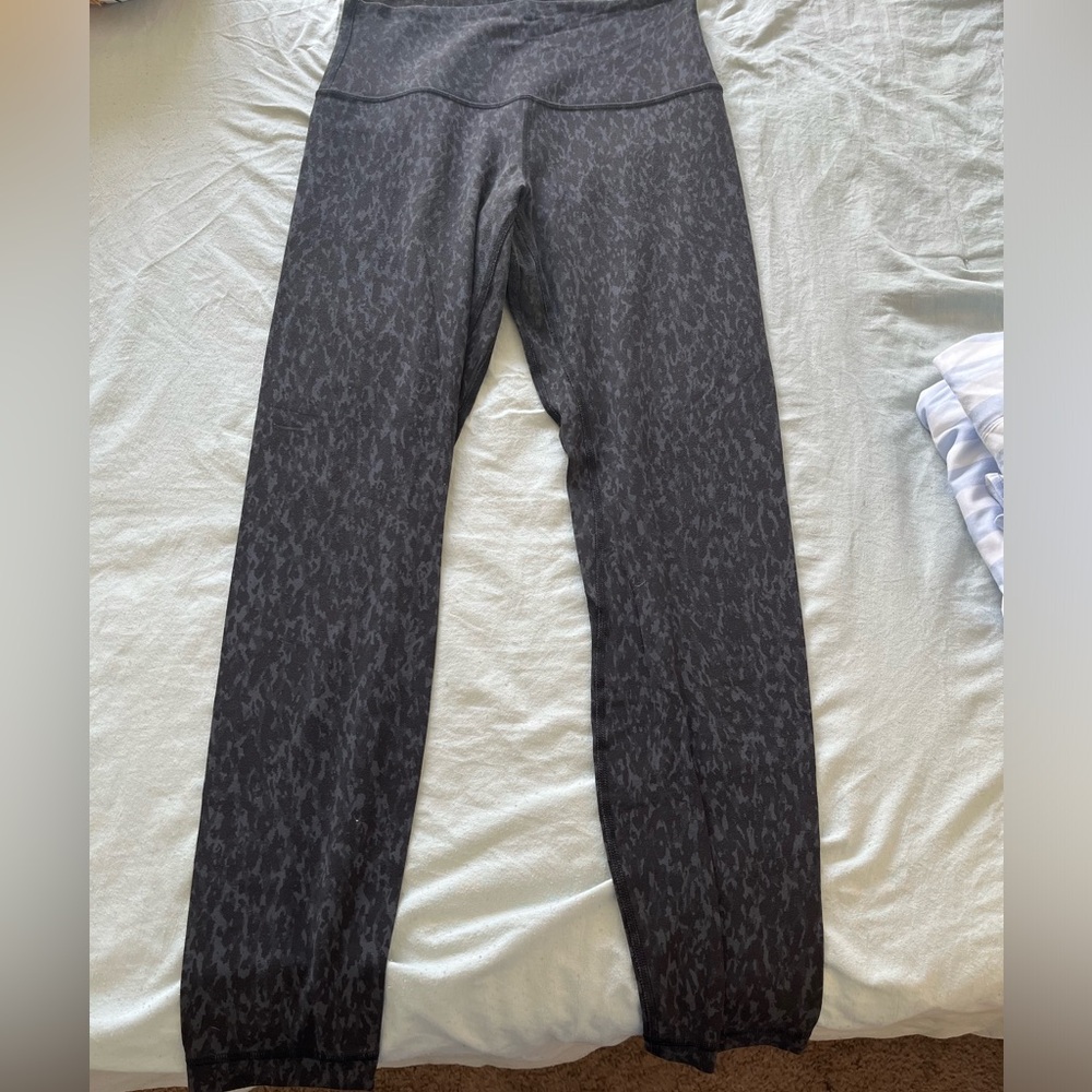 Lululemon Align Leggings 25in size 6